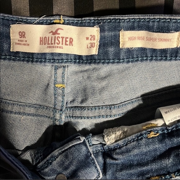 Hollister Jeans - Picture 6 of 6
